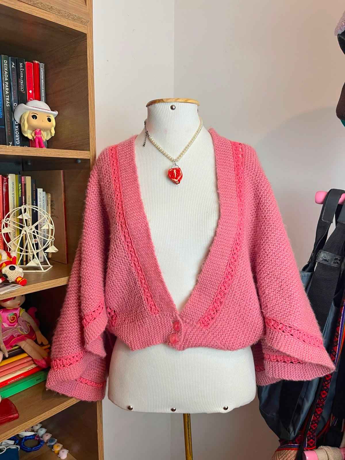 Poncho em malha rosa